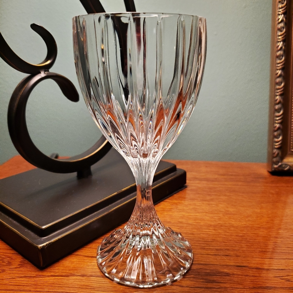 Mikasa Park Lane water/wine goblet